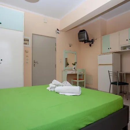 Eliza Apartment *